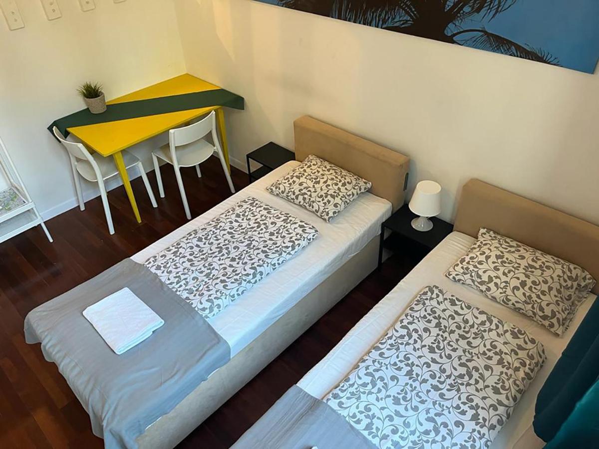 Labo Apartment Chmielna Varşova Dış mekan fotoğraf